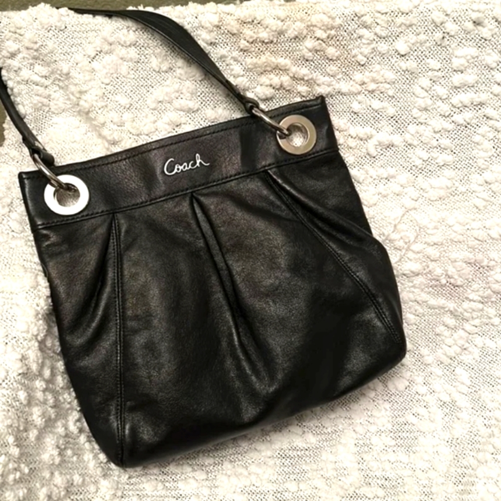 Coach Ashley Hippie Black Leather Bag F17605.
